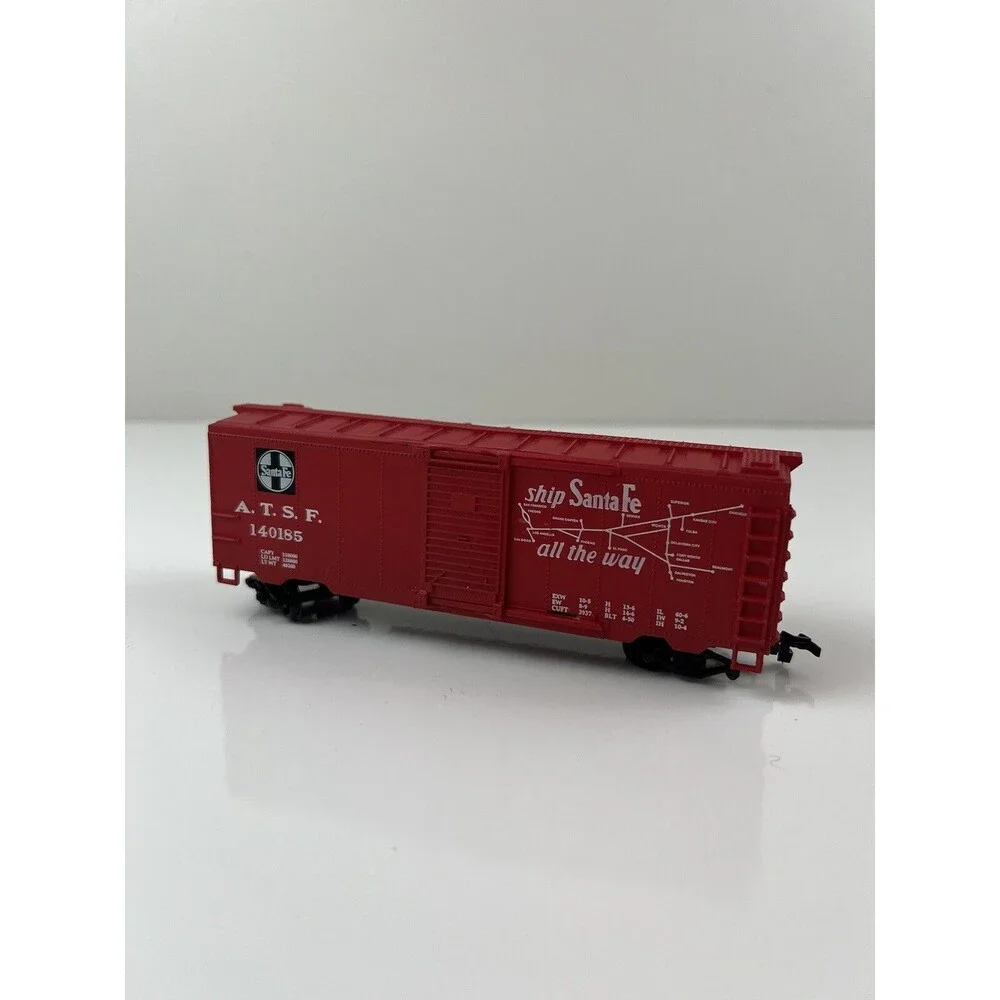 Conductor's Choice HO scale Santa Fe Box Car Life-Like Brand Realistic Toy